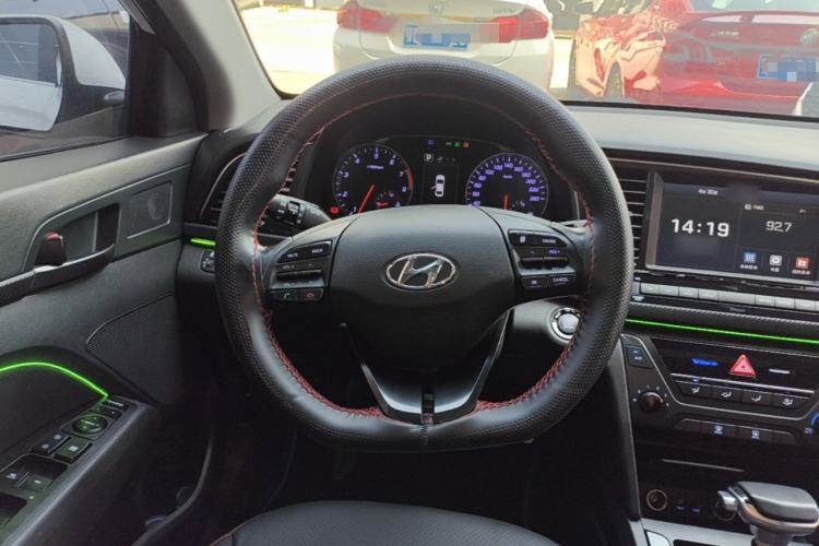 Used Hyundai Elantra (6th Generation / Lingdong) 2016 1.4T Dual-Clutch Xuan Dong·Elite Version Steering Wheel