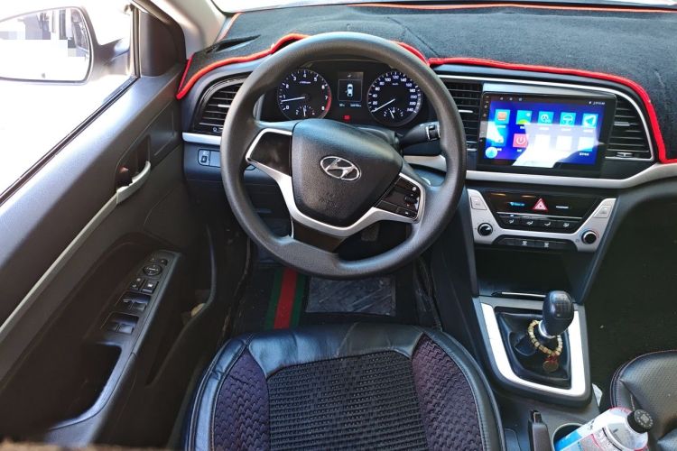 Used Hyundai Elantra (6th Generation / Lingdong) 2016 1.6L Manual ZhiXuan·Youth Edition Steering Wheel