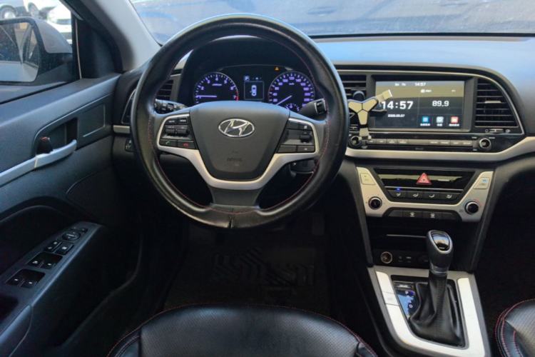 Used Hyundai Elantra (6th Generation / Lingdong) 2016 1.6L Automatic ZhiXuan – Elite Version Steering Wheel