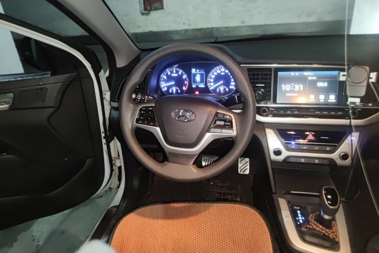 Used Hyundai Elantra (6th Generation / Lingdong) 2016 1.6L Automatic ZhiXuan – Elite Version Steering Wheel