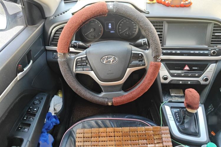 Used Hyundai Elantra (6th Generation / Lingdong) 2016 1.6L Automatic ZhiXuan – Elite Version Steering Wheel