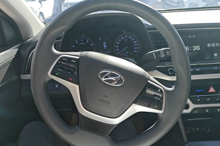 Used Hyundai Elantra (6th Generation / Lingdong) 2016 1.6L Automatic ZhiXuan – Elite Version Steering Wheel