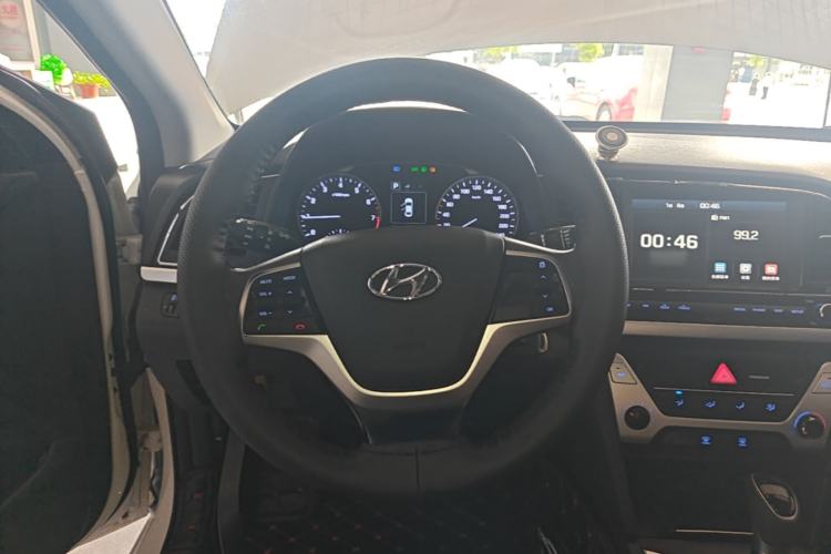 Used Hyundai Elantra (6th Generation / Lingdong) 2016 1.6L Automatic ZhiXuan – Elite Version Steering Wheel