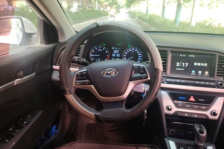 Used Hyundai Elantra (6th Generation / Lingdong) 2016 1.6L Automatic ZhiXuan – Elite Version Steering Wheel