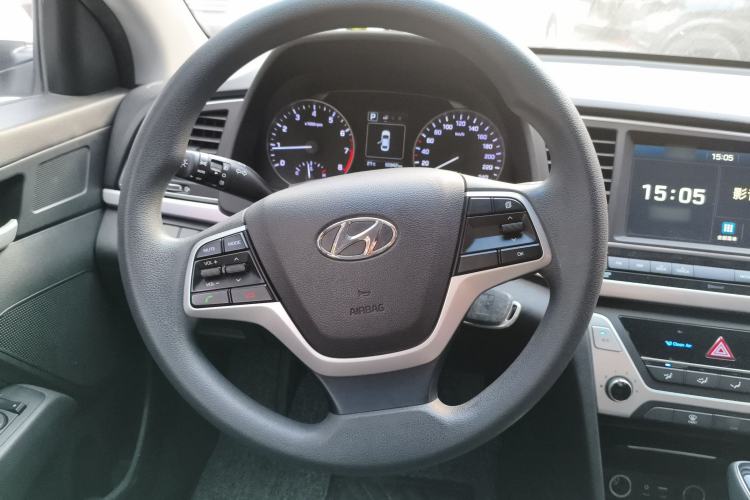 Used Hyundai Elantra (6th Generation / Lingdong) 2016 1.6L Automatic ZhiXuan – Elite Version Steering Wheel