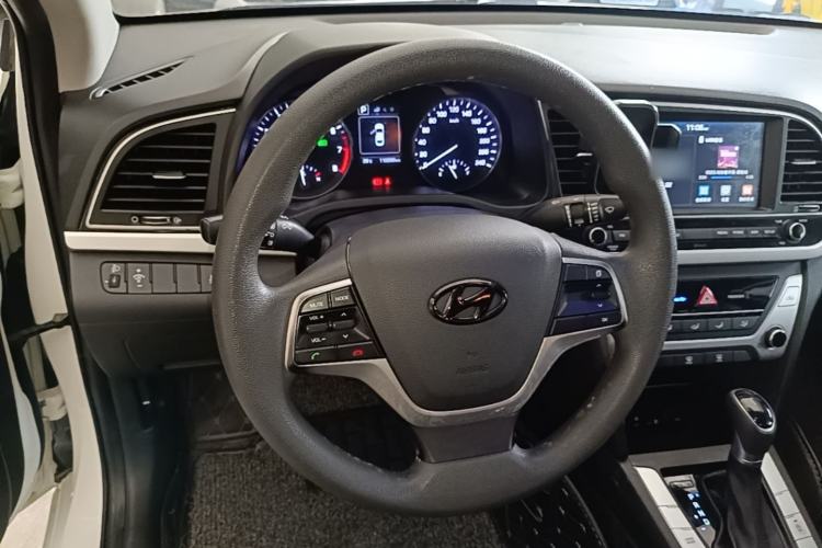 Used Hyundai Elantra (6th Generation / Lingdong) 2016 1.6L Automatic ZhiXuan – Elite Version Steering Wheel