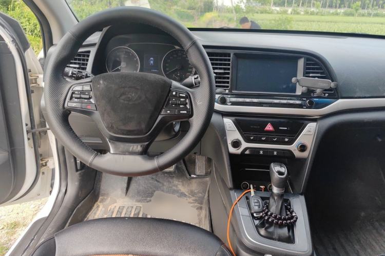 Used Hyundai Elantra (6th Generation / Lingdong) 2016 1.6L Automatic ZhiXuan – Elite Version Steering Wheel