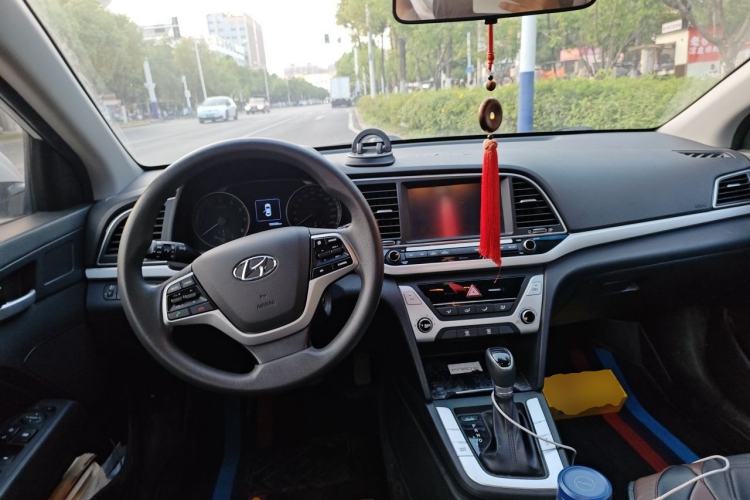 Used Hyundai Elantra (6th Generation / Lingdong) 2016 1.6L Automatic ZhiXuan – Elite Version Steering Wheel