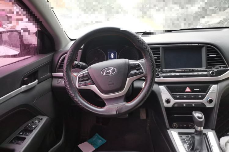Used Hyundai Elantra (6th Generation / Lingdong) 2016 1.6L Automatic ZhiXuan – Elite Version Steering Wheel