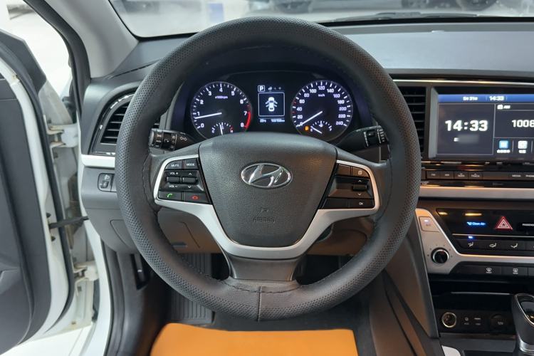 Used Hyundai Elantra (6th Generation / Lingdong) 2016 1.6L Automatic ZhiXuan – Elite Version Steering Wheel
