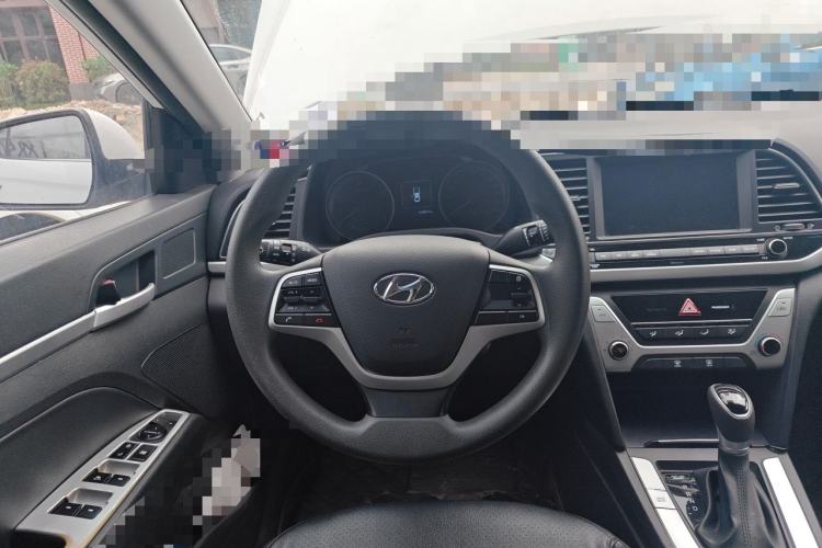 Used Hyundai Elantra (6th Generation / Lingdong) 2016 1.6L Automatic ZhiXuan – Elite Version Steering Wheel