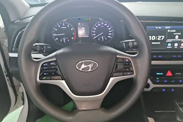 Used Hyundai Elantra (6th Generation / Lingdong) 2016 1.6L Automatic ZhiXuan – Elite Version Steering Wheel