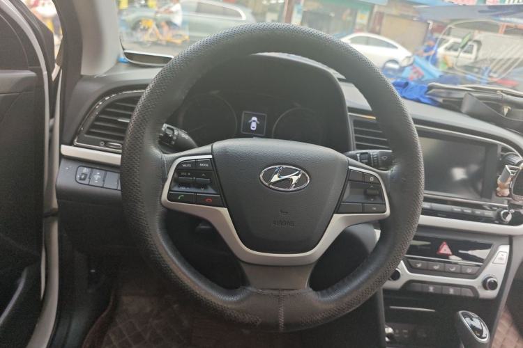 Used Hyundai Elantra (6th Generation / Lingdong) 2016 1.6L Automatic ZhiXuan – Elite Version Steering Wheel