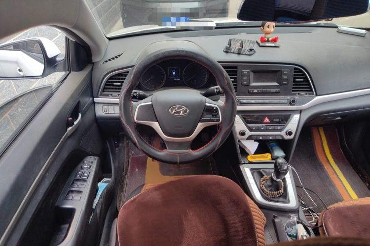 Used Hyundai Elantra (6th Generation / Lingdong) 2016 1.6L Manual ZhiXuan·Youth Edition Steering Wheel