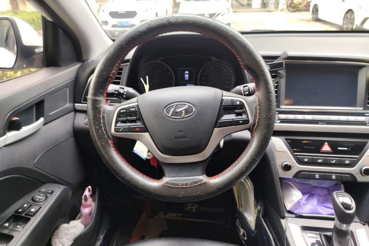 Used Hyundai Elantra (6th Generation / Lingdong) 2016 1.6L Automatic ZhiXuan – Elite Version Steering Wheel