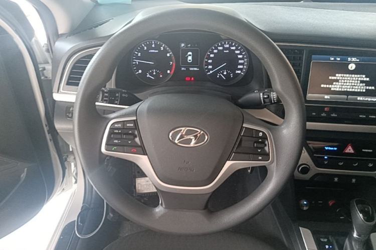 Used Hyundai Elantra (6th Generation / Lingdong) 2016 1.6L Automatic ZhiXuan – Elite Version Steering Wheel