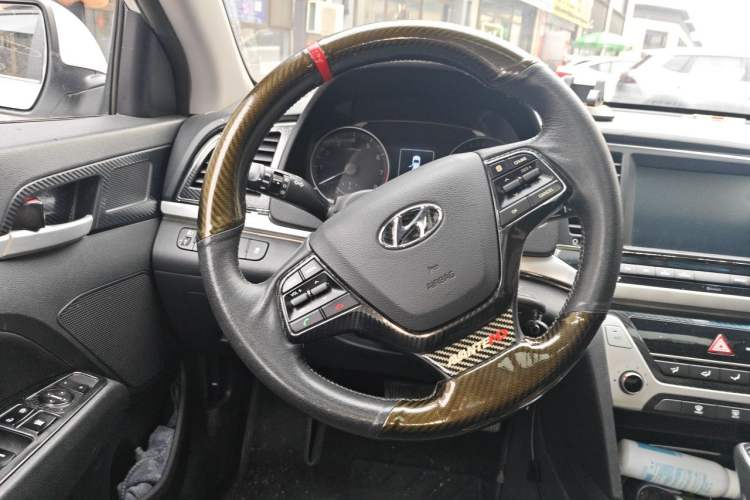 Used Hyundai Elantra (6th Generation / Lingdong) 2016 1.6L Automatic ZhiXuan – Elite Version Steering Wheel