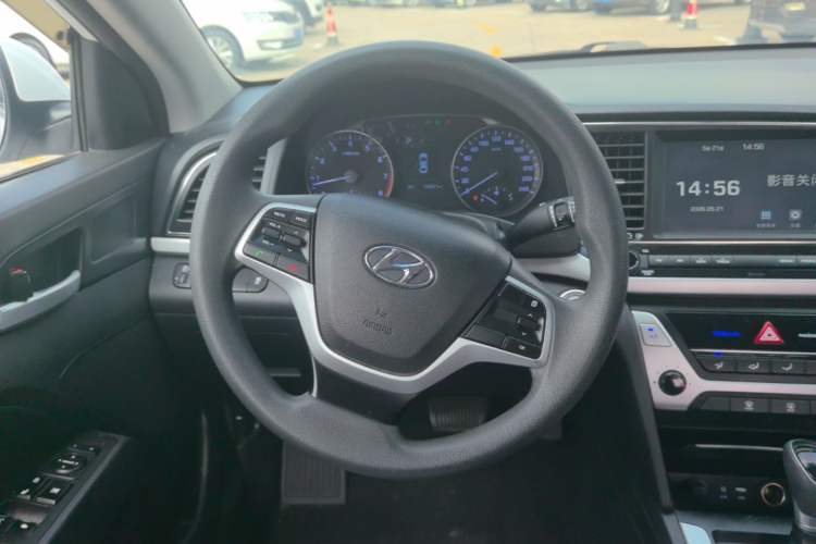 Used Hyundai Elantra (6th Generation / Lingdong) 2016 1.6L Automatic ZhiXuan – Elite Version Steering Wheel