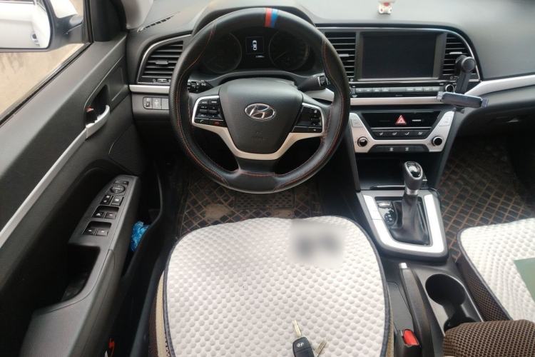 Used Hyundai Elantra (6th Generation / Lingdong) 2016 1.6L Automatic ZhiXuan – Elite Version Steering Wheel