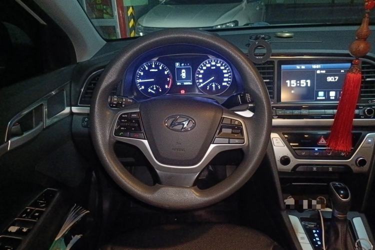 Used Hyundai Elantra (6th Generation / Lingdong) 2016 1.6L Automatic ZhiXuan – Elite Version Steering Wheel