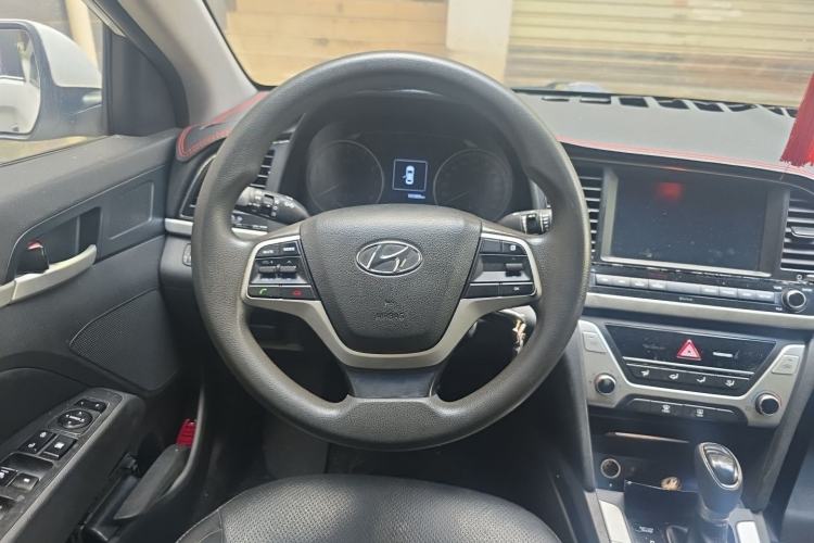 Used Hyundai Elantra (6th Generation / Lingdong) 2016 1.6L Automatic ZhiXuan – Elite Version Steering Wheel