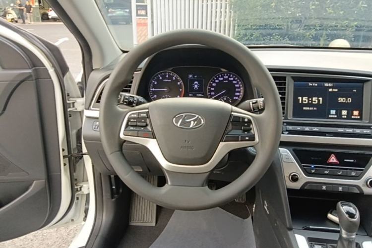 Used Hyundai Elantra (6th Generation / Lingdong) 2016 1.6L Automatic ZhiXuan – Elite Version Steering Wheel