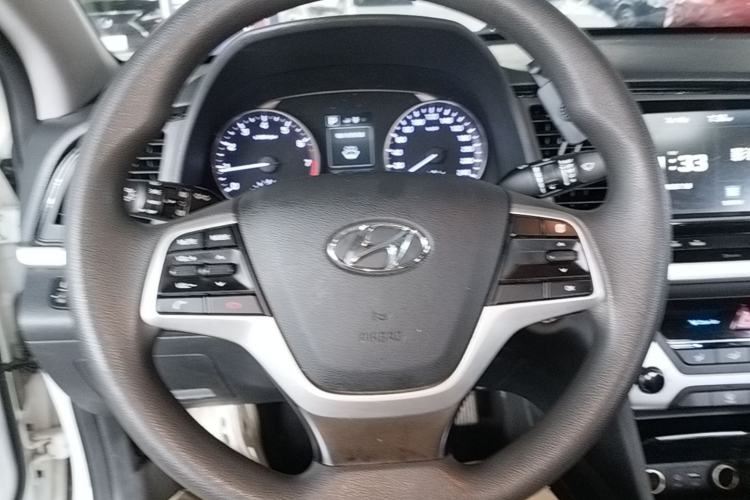Used Hyundai Elantra (6th Generation / Lingdong) 2016 1.6L Automatic ZhiXuan – Elite Version Steering Wheel
