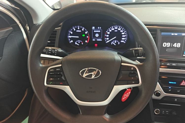 Used Hyundai Elantra (6th Generation / Lingdong) 2016 1.6L Automatic ZhiXuan – Elite Version Steering Wheel