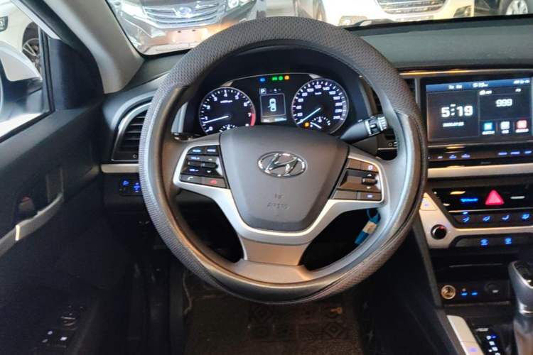 Used Hyundai Elantra (6th Generation / Lingdong) 2016 1.6L Automatic ZhiXuan – Elite Version Steering Wheel