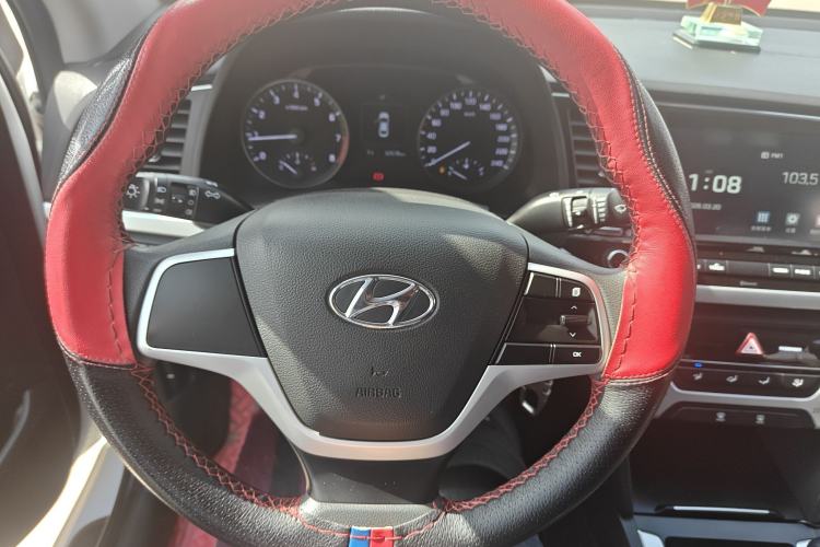 Used Hyundai Elantra (6th Generation / Lingdong) 2016 1.6L Manual ZhiXuan·Youth Edition Steering Wheel