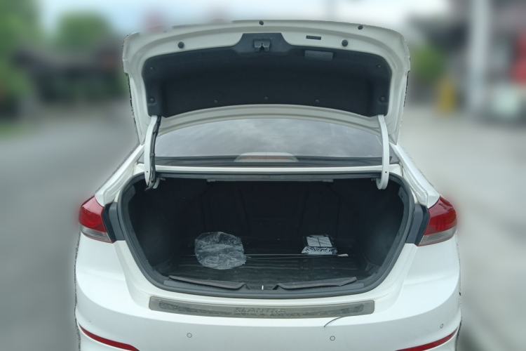 Used Hyundai Elantra (6th Generation / Lingdong) 2016 1.6L Automatic ZhiXuan – Elite Version Trunk