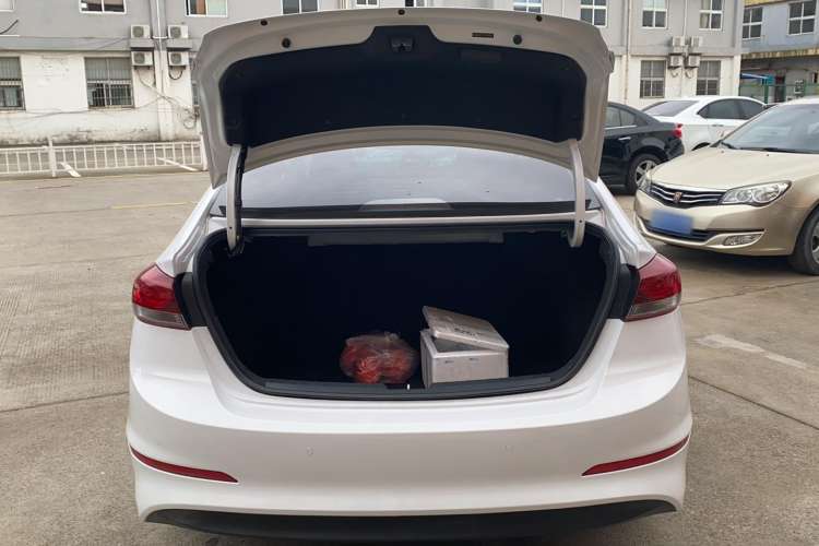 Used Hyundai Elantra (6th Generation / Lingdong) 2016 1.6L Automatic ZhiXuan – Elite Version Trunk