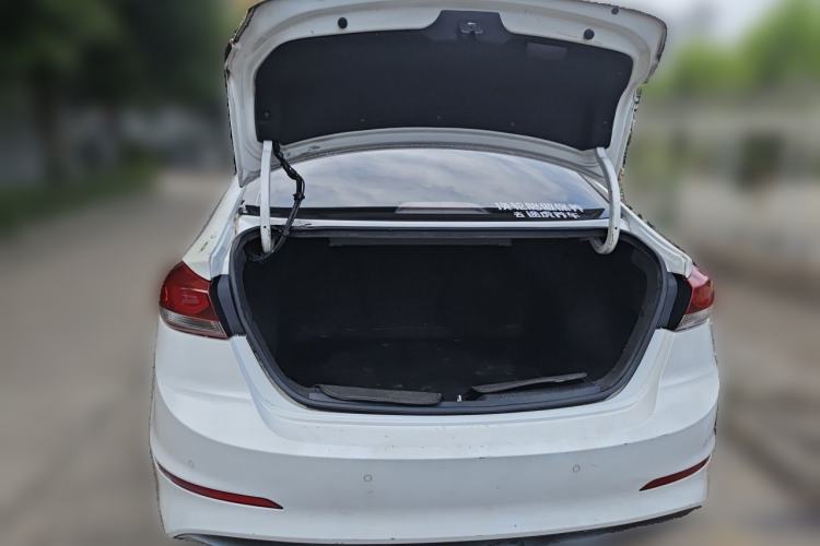 Used Hyundai Elantra (6th Generation / Lingdong) 2016 1.6L Automatic ZhiXuan – Elite Version Trunk