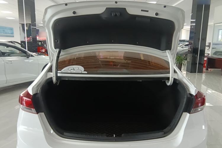 Used Hyundai Elantra (6th Generation / Lingdong) 2016 1.4T Dual-Clutch Xuan Dong · Dynamic Version Trunk