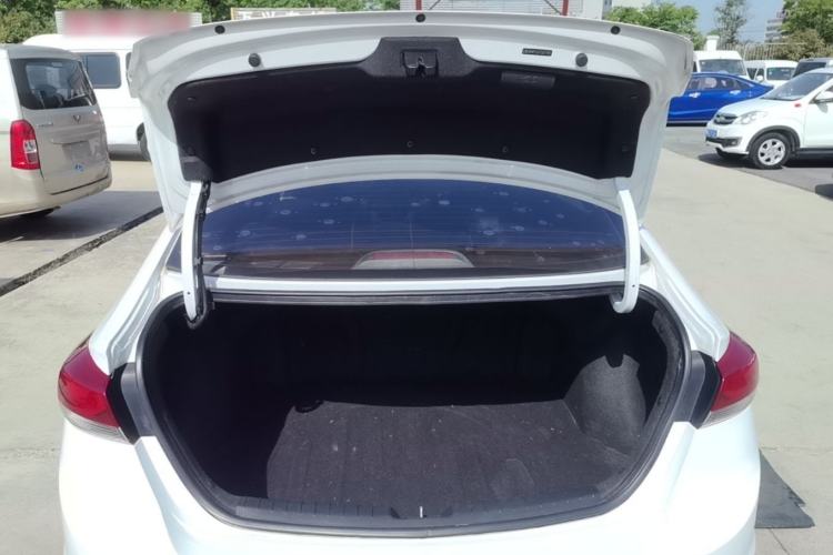 Used Hyundai Elantra (6th Generation / Lingdong) 2016 1.6L Automatic ZhiXuan – Elite Version Trunk