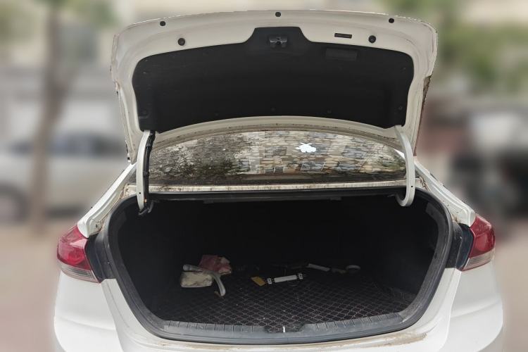 Used Hyundai Elantra (6th Generation / Lingdong) 2016 1.6L Automatic ZhiXuan – Elite Version Trunk