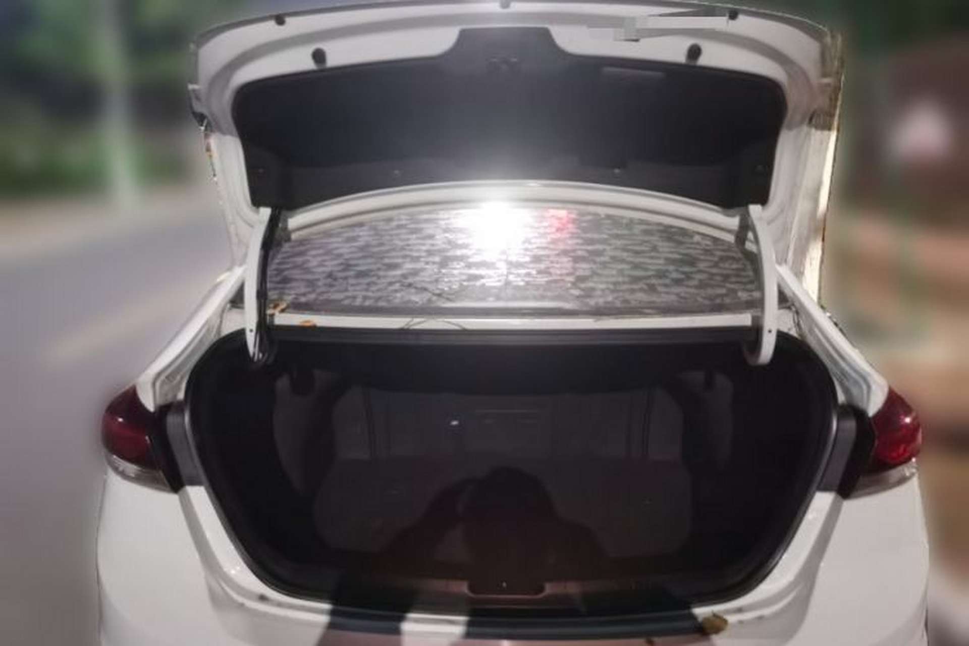 Used Hyundai Elantra (6th Generation / Lingdong) 2016 1.6L Automatic ZhiXuan – Elite Version Trunk