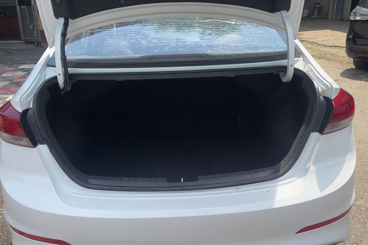 Used Hyundai Elantra (6th Generation / Lingdong) 2016 1.6L Automatic ZhiXuan – Elite Version Trunk