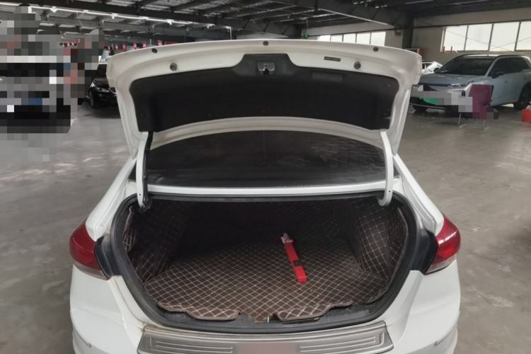 Used Hyundai Elantra (6th Generation / Lingdong) 2016 1.6L Automatic ZhiXuan – Elite Version Trunk