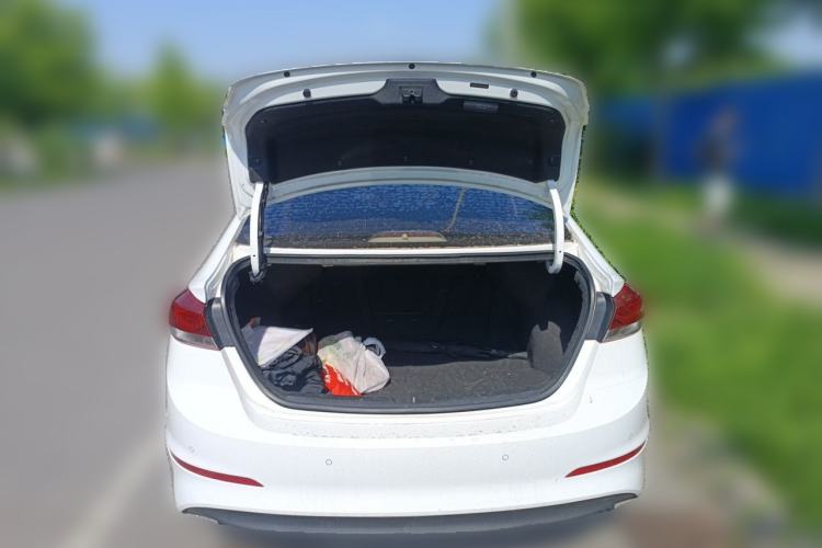 Used Hyundai Elantra (6th Generation / Lingdong) 2016 1.6L Automatic ZhiXuan – Elite Version Trunk
