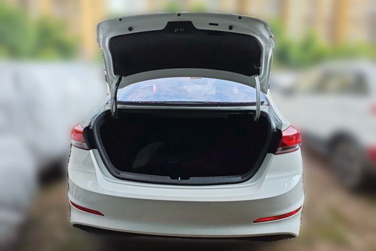 Used Hyundai Elantra (6th Generation / Lingdong) 2016 1.6L Automatic ZhiXuan – Elite Version Trunk