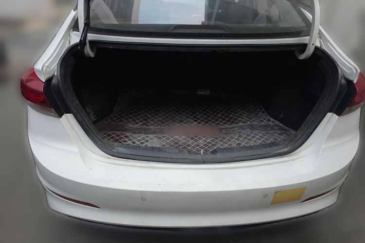 Used Hyundai Elantra (6th Generation / Lingdong) 2016 1.6L Automatic ZhiXuan – Elite Version Trunk