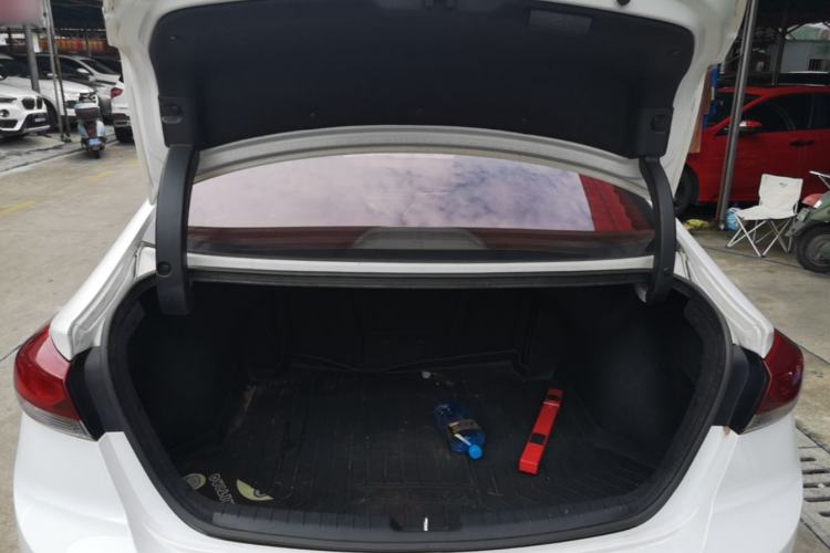 Used Hyundai Elantra (6th Generation / Lingdong) 2016 1.6L Automatic ZhiXuan – Elite Version Trunk