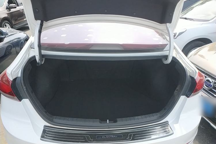 Used Hyundai Elantra (6th Generation / Lingdong) 2016 1.6L Automatic ZhiXuan – Elite Version Trunk