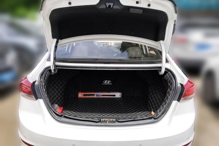 Used Hyundai Elantra (6th Generation / Lingdong) 2016 1.6L Automatic ZhiXuan – Elite Version Trunk
