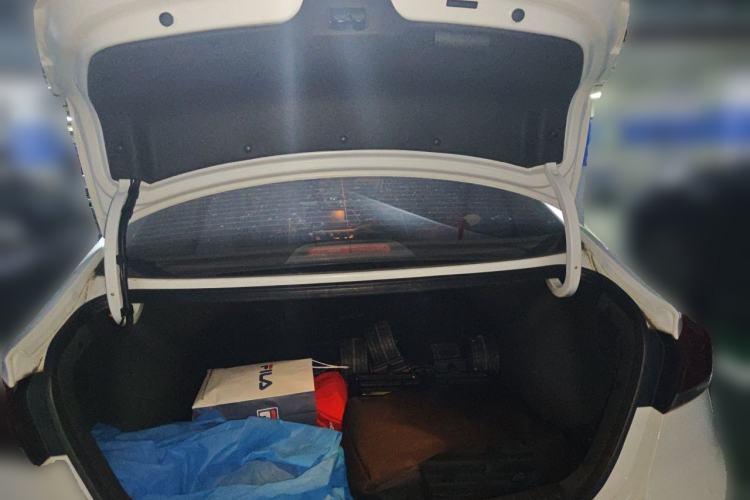 Used Hyundai Elantra (6th Generation / Lingdong) 2016 1.6L Automatic ZhiXuan – Elite Version Trunk