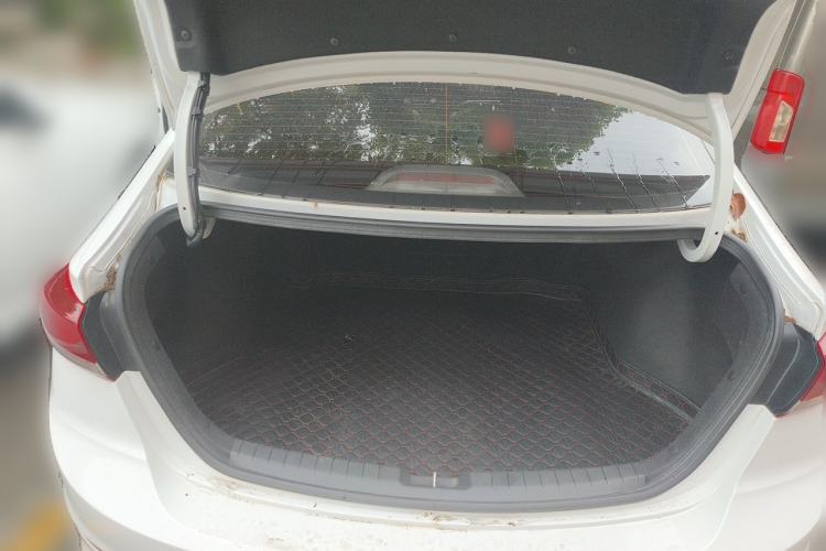 Used Hyundai Elantra (6th Generation / Lingdong) 2016 1.6L Automatic ZhiXuan – Elite Version Trunk