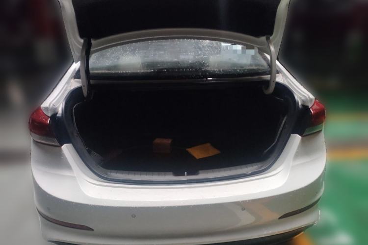 Used Hyundai Elantra (6th Generation / Lingdong) 2016 1.6L Automatic ZhiXuan – Elite Version Trunk