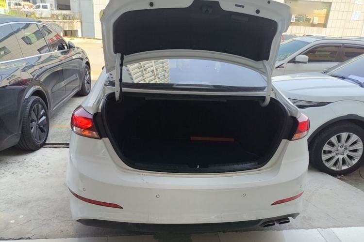Used Hyundai Elantra (6th Generation / Lingdong) 2016 1.4T Dual-Clutch Xuan Dong·Elite Version Trunk