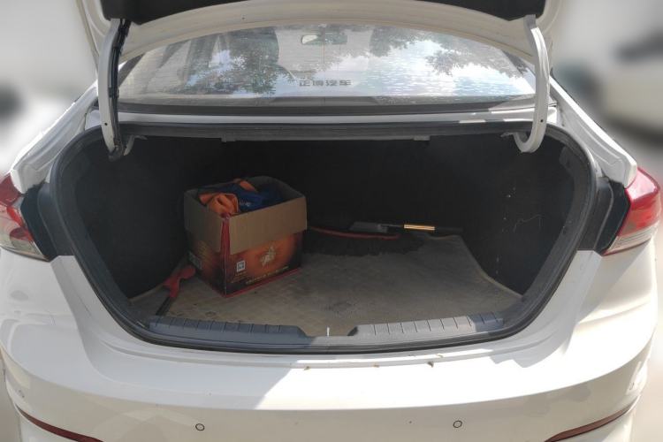 Used Hyundai Elantra (6th Generation / Lingdong) 2016 1.6L Automatic ZhiXuan – Elite Version Trunk